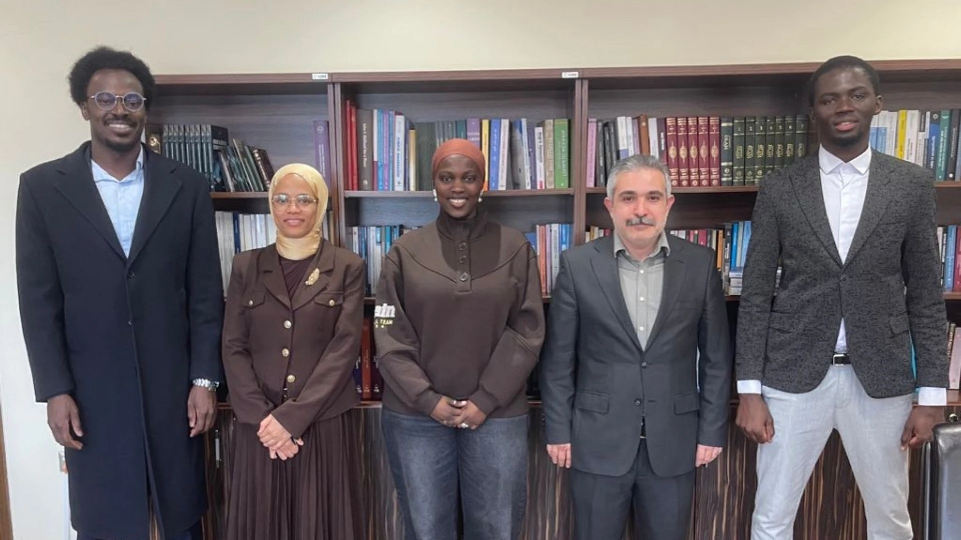 AWB strengthens academic dialogue with Ankara University of Social Sciences